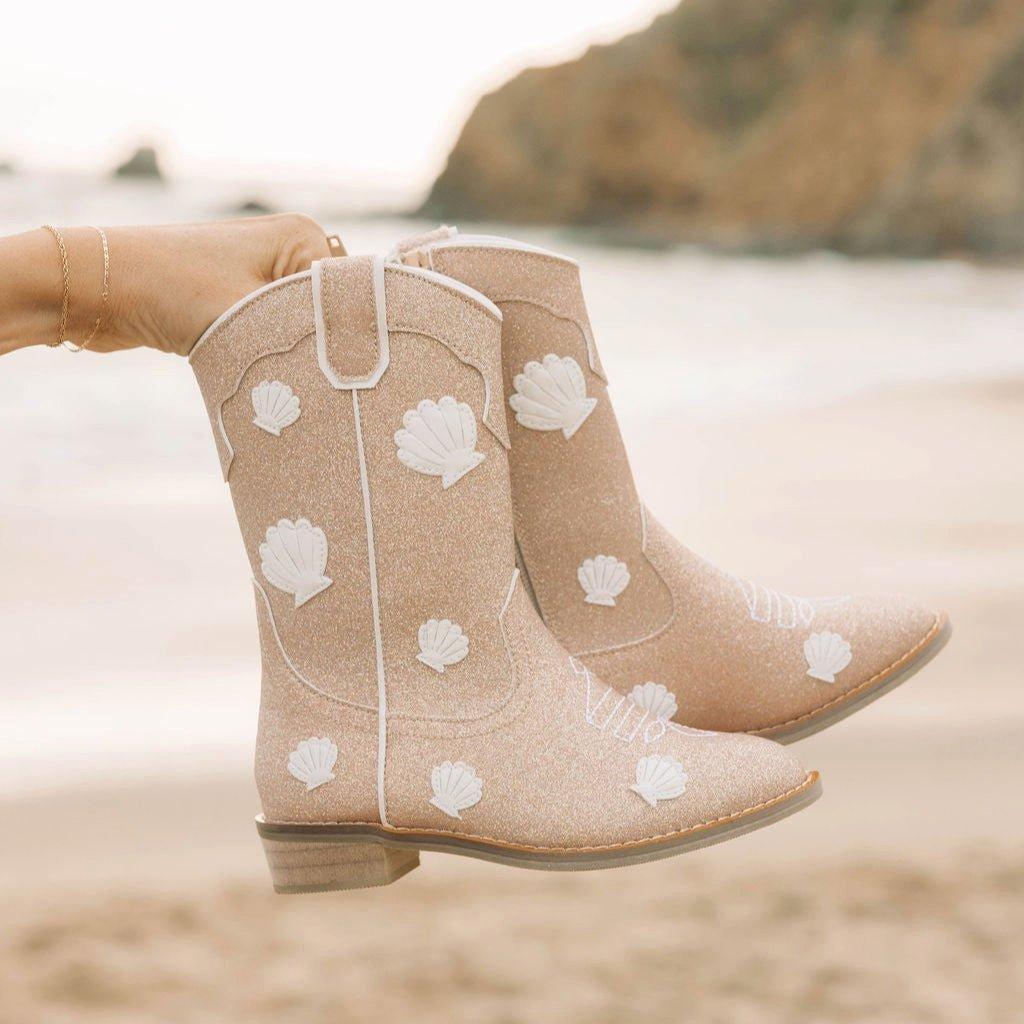 Cowgirl Sandy Cove Boots image number 2