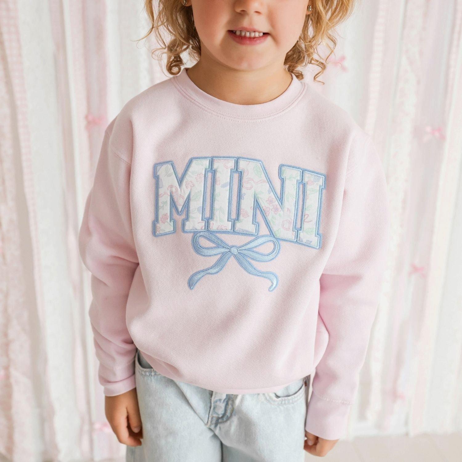 Mini Bow Patch Sweatshirt image number 2