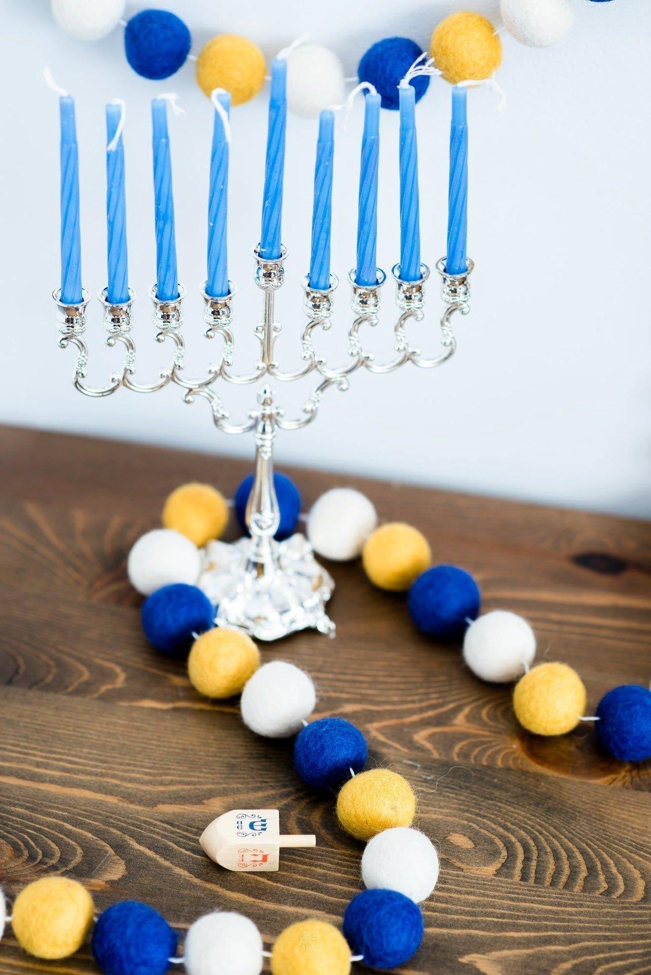 Hanukkah Ball Felt Garland image number 1