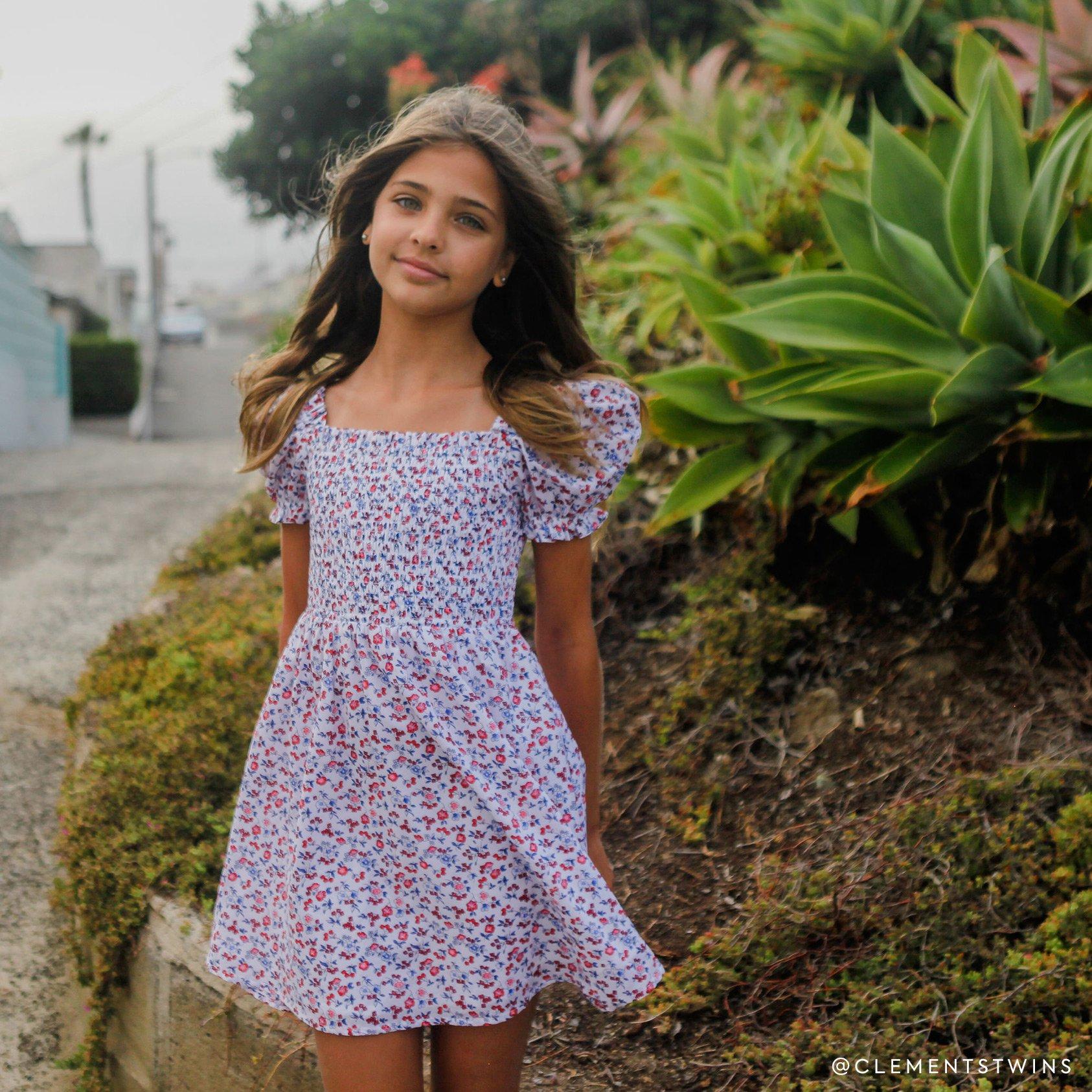 Ditsy Floral Smocked Puff Sleeve Dress image number 1