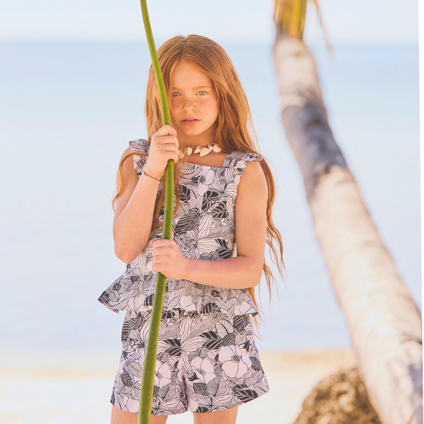 Palm Bloom Cuffed Short image number 1