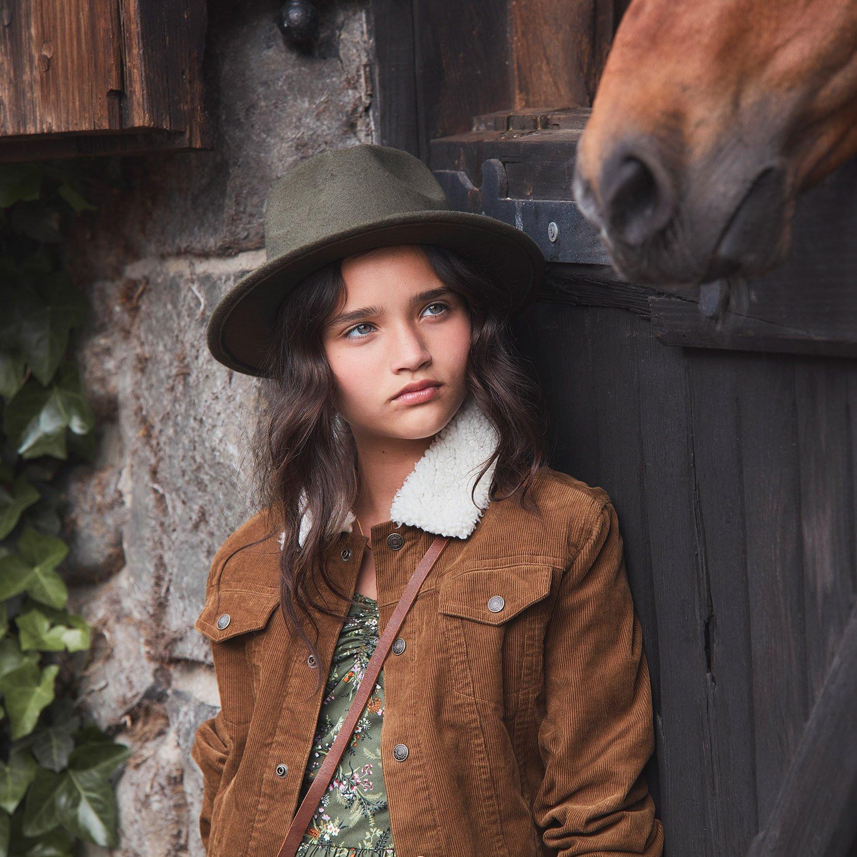 Corduroy Trucker Sherpa Collar Jacket image number 5