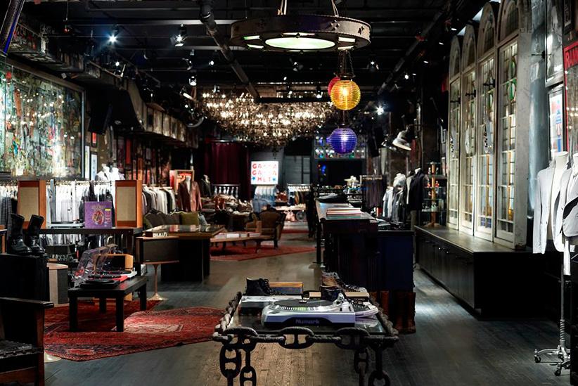 John Varvatos: una tienda de ropa en NYC muy musical, en el antiguo CBGB. Boutique_3008_4