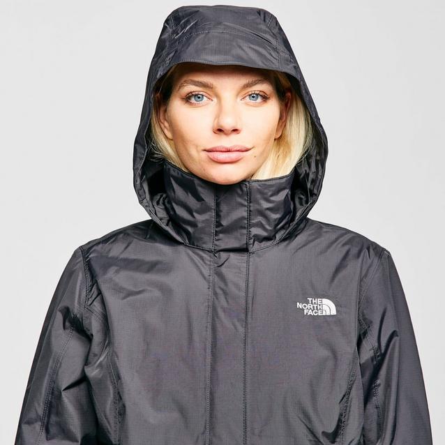 The North Face Women s Resolve HyVent Jacket Blacks