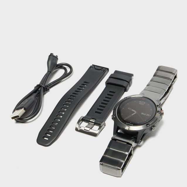 Garmin fenix hotsell 5 metal strap