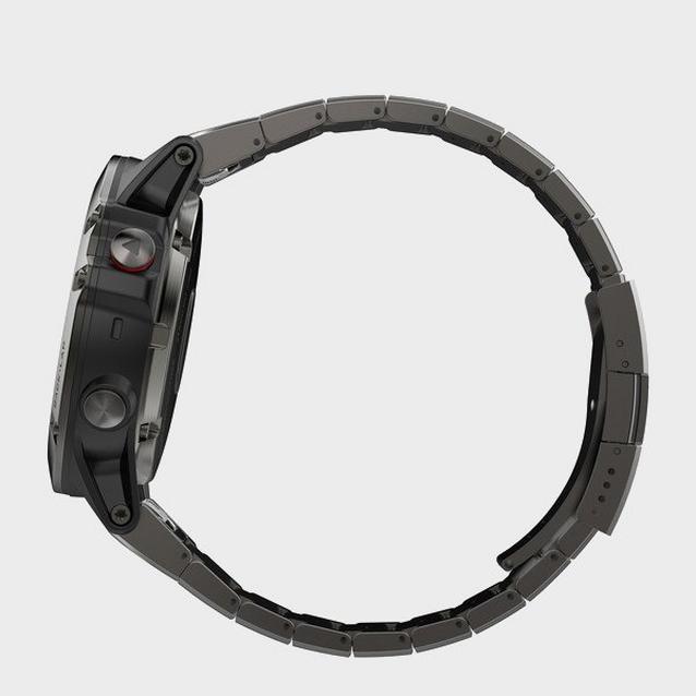 Garmin fenix 5 hotsell plus sapphire metal band