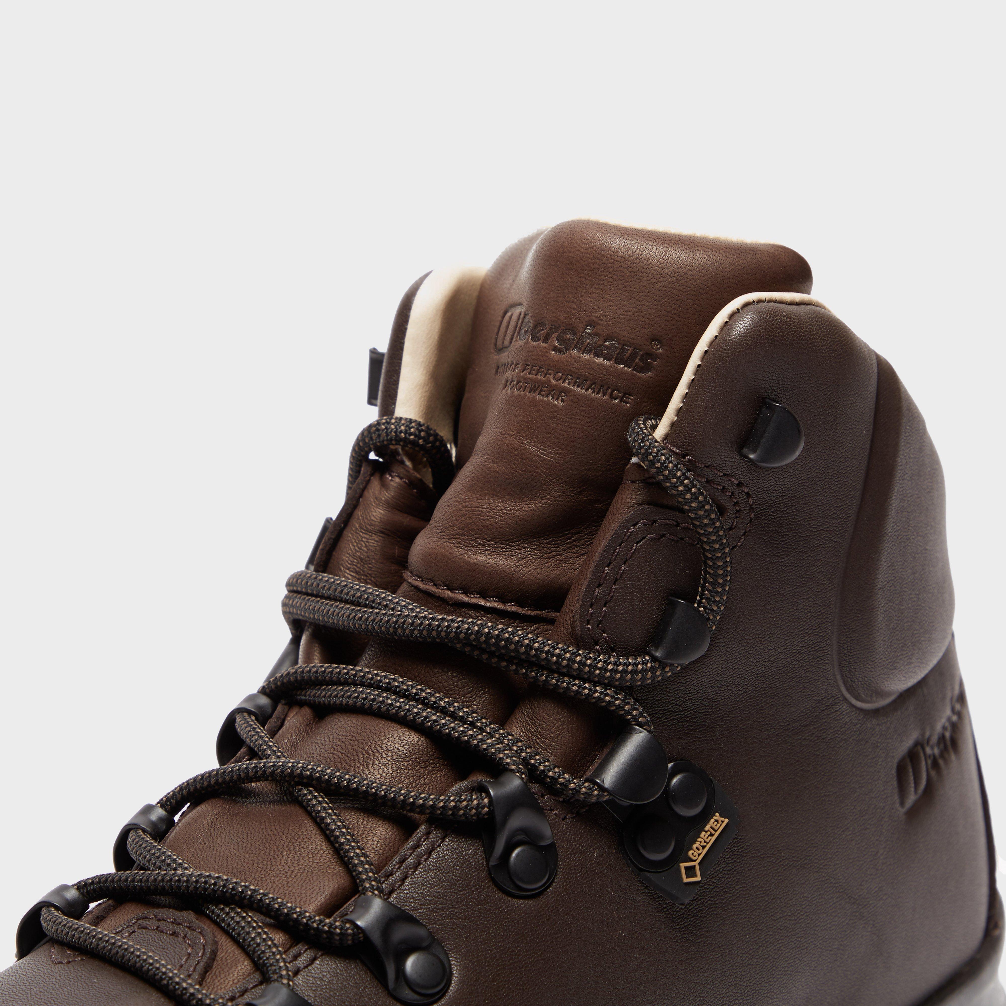 hiking boots gore tex