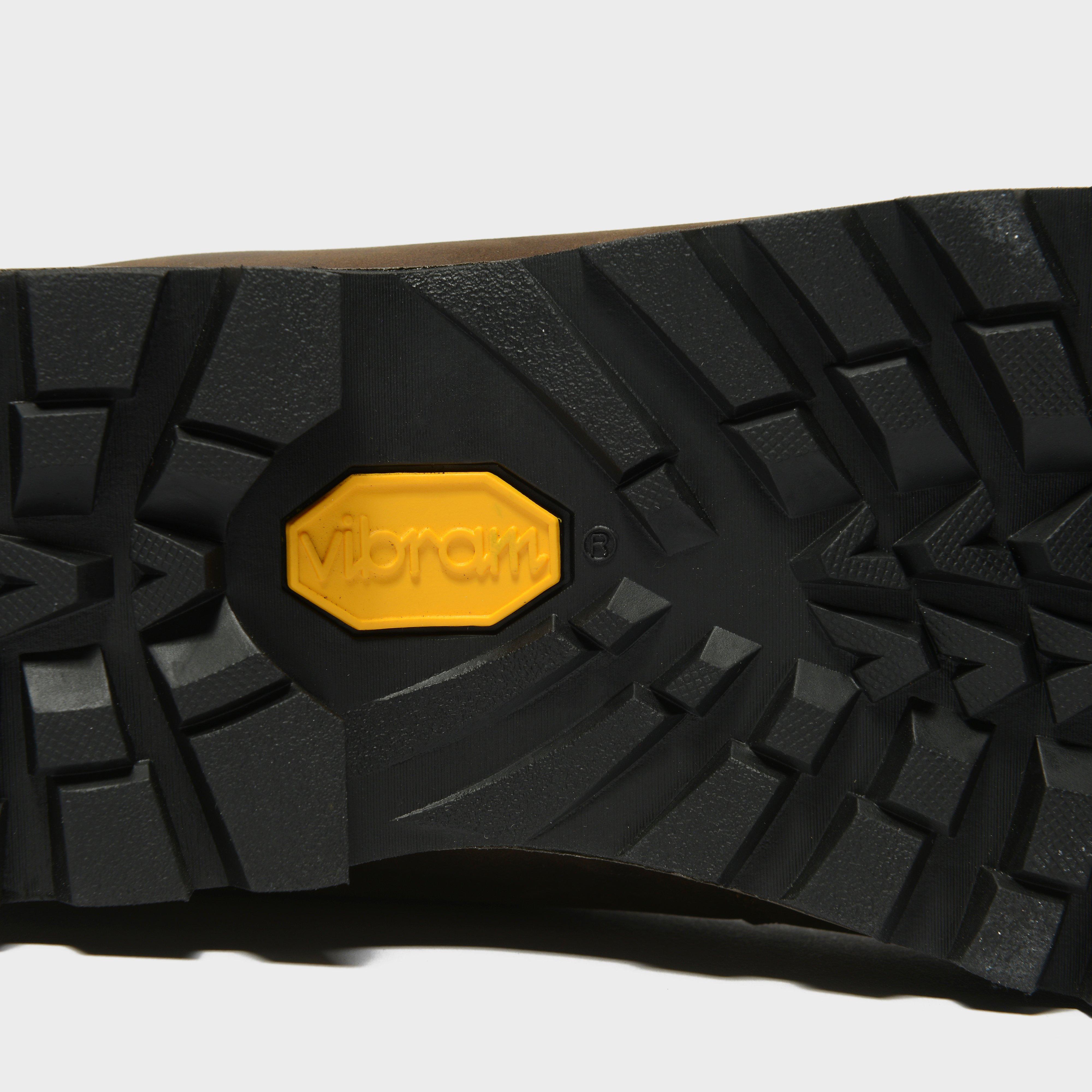 men's country classic walking shoe