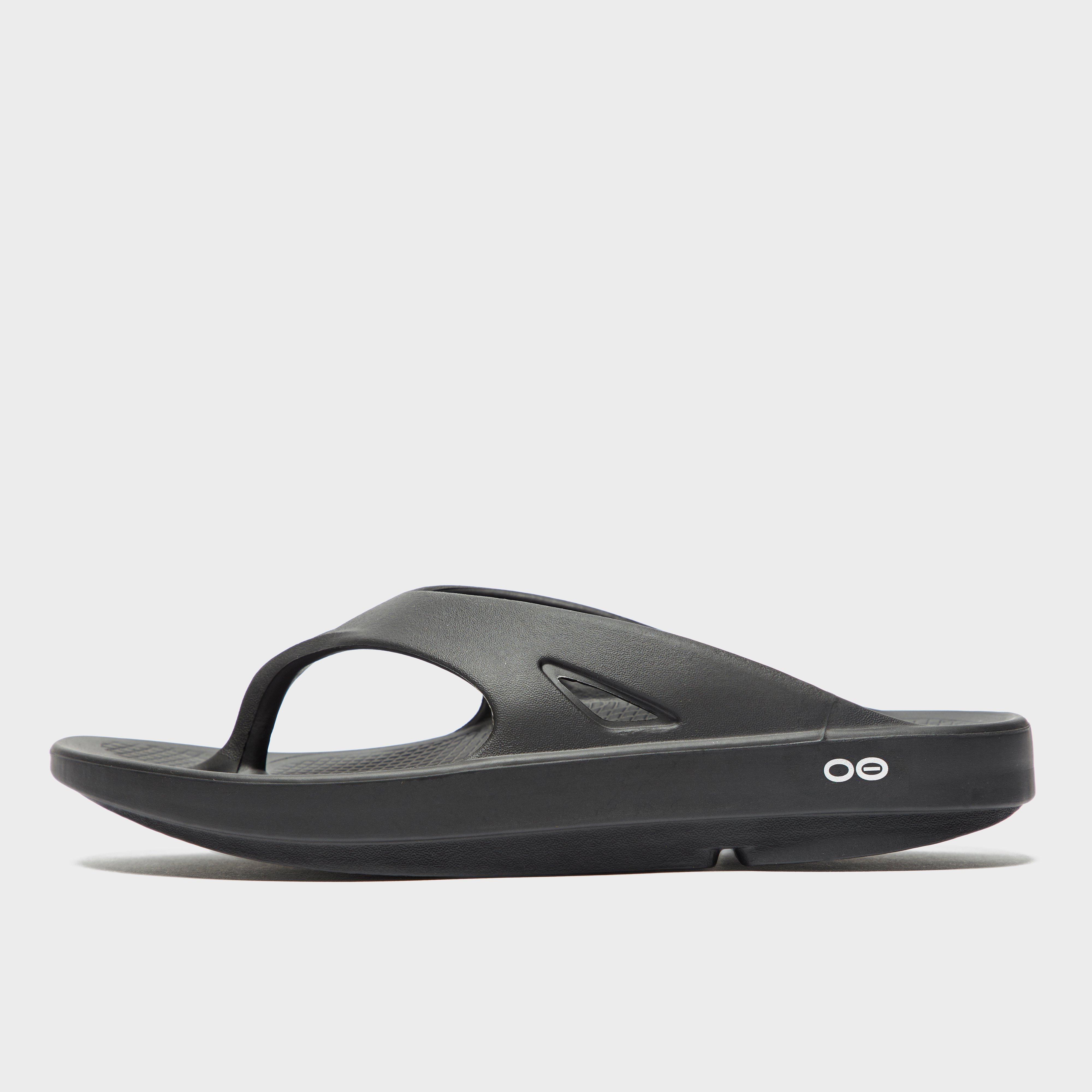 oofos men's flip flops