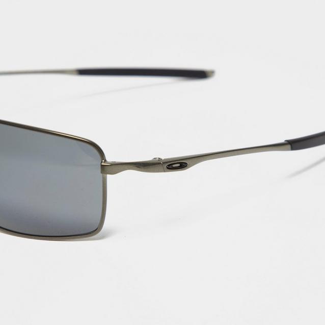 Oakley square outlet frame sunglasses