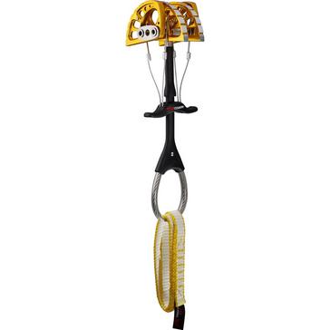 GOLD Wild Country Friend Climbing Cam (Size 2)