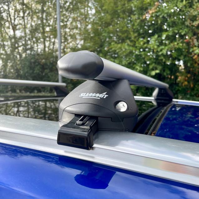 Summit Premium Integrated Rails Roof Bars 1.07m