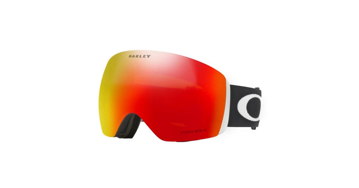 Oakley flight deck store 2018