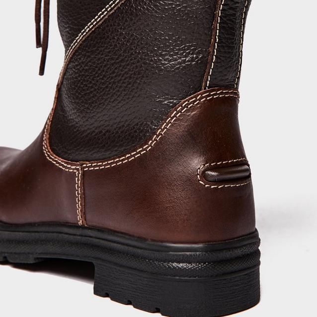 Pull on hotsell brown leather boots