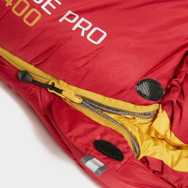 Vango Latitude Pro 400 Sleeping Bag red