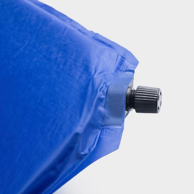 Compact self inflating clearance mat