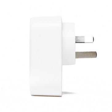 White LIFEVENTURE World to Australia/China Adapter and USB