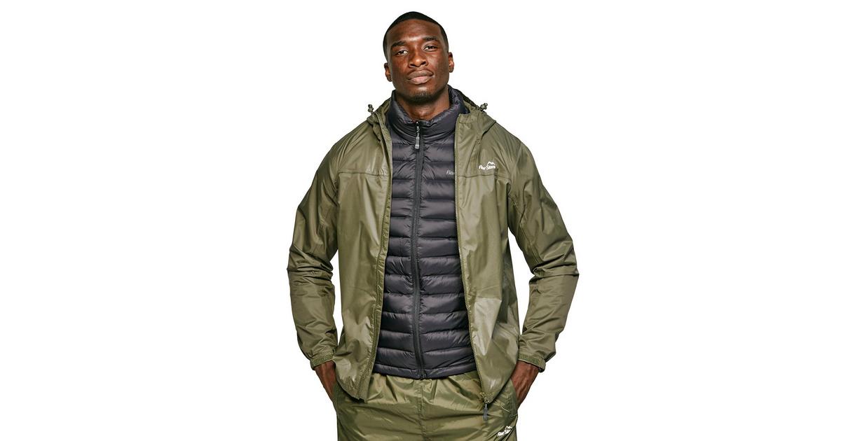 Nike synthetic hotsell fill hybrid jacket