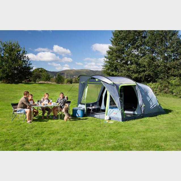 COLEMAN Meadowood 4 Person Tent with Blackout Bedrooms Blacks