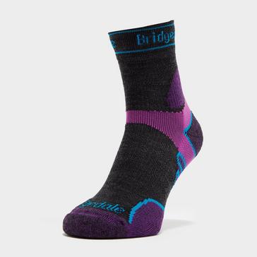 Purple Bridgedale Women’s Lightweight Merino Performance ¾ Crew Socks