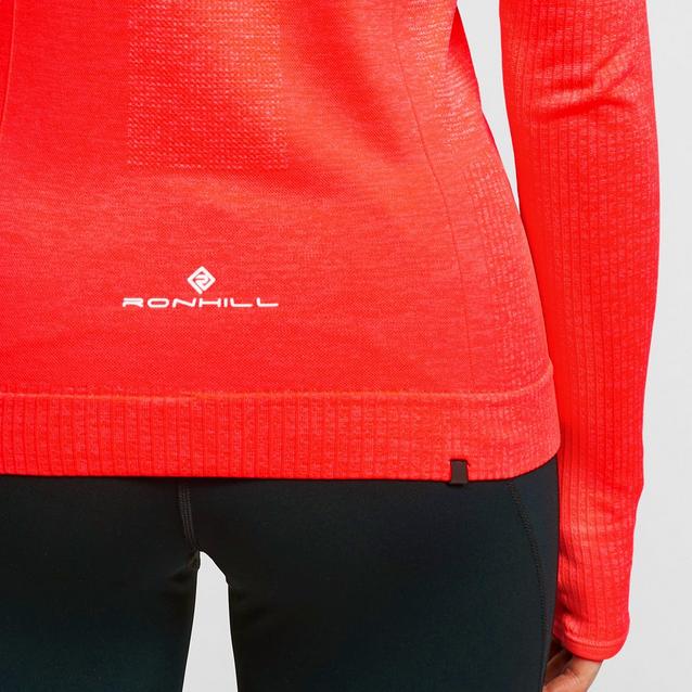 Momentum Seamless Hoodie