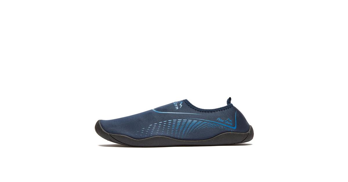 Mens water shoes in on sale store