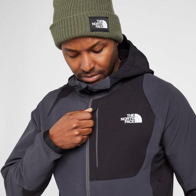 North face best sale black softshell jacket