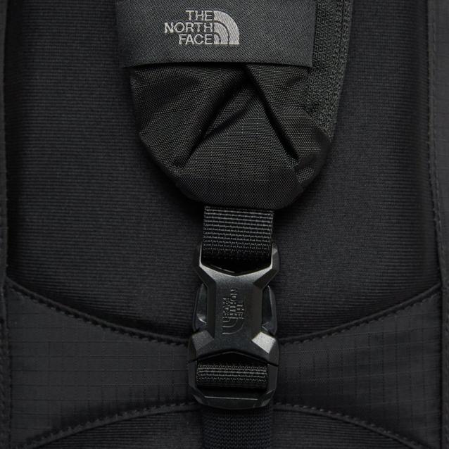 North face store radix sling bag