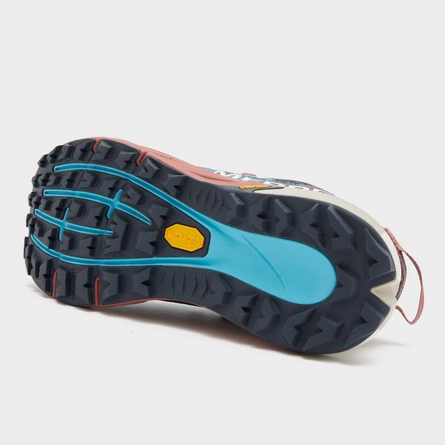 Multi terrain cheap running shoes