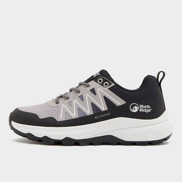 Good black walking store shoes