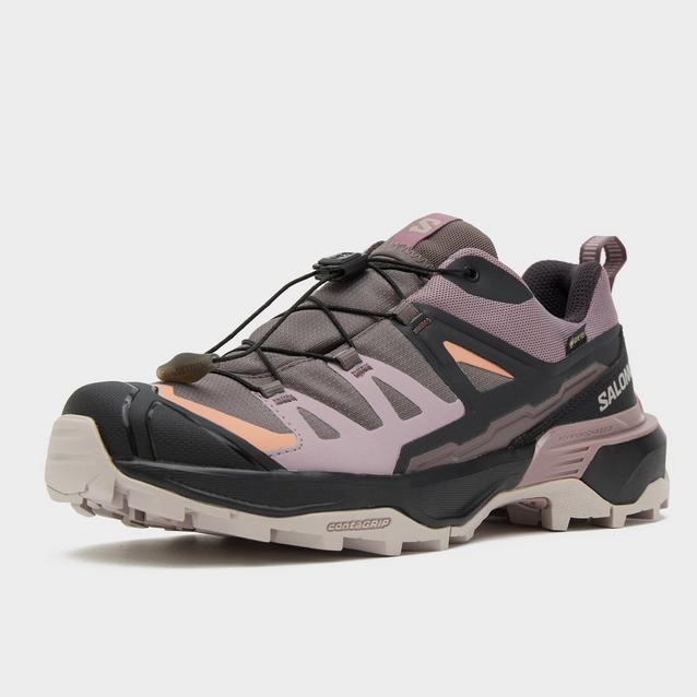 Pink salomon shoes deals