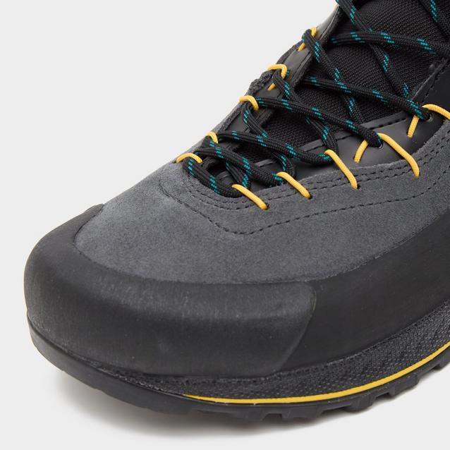 LA Sportiva Men's Men's TX4 Evo Mid GTX Carbon Hiking Shoes