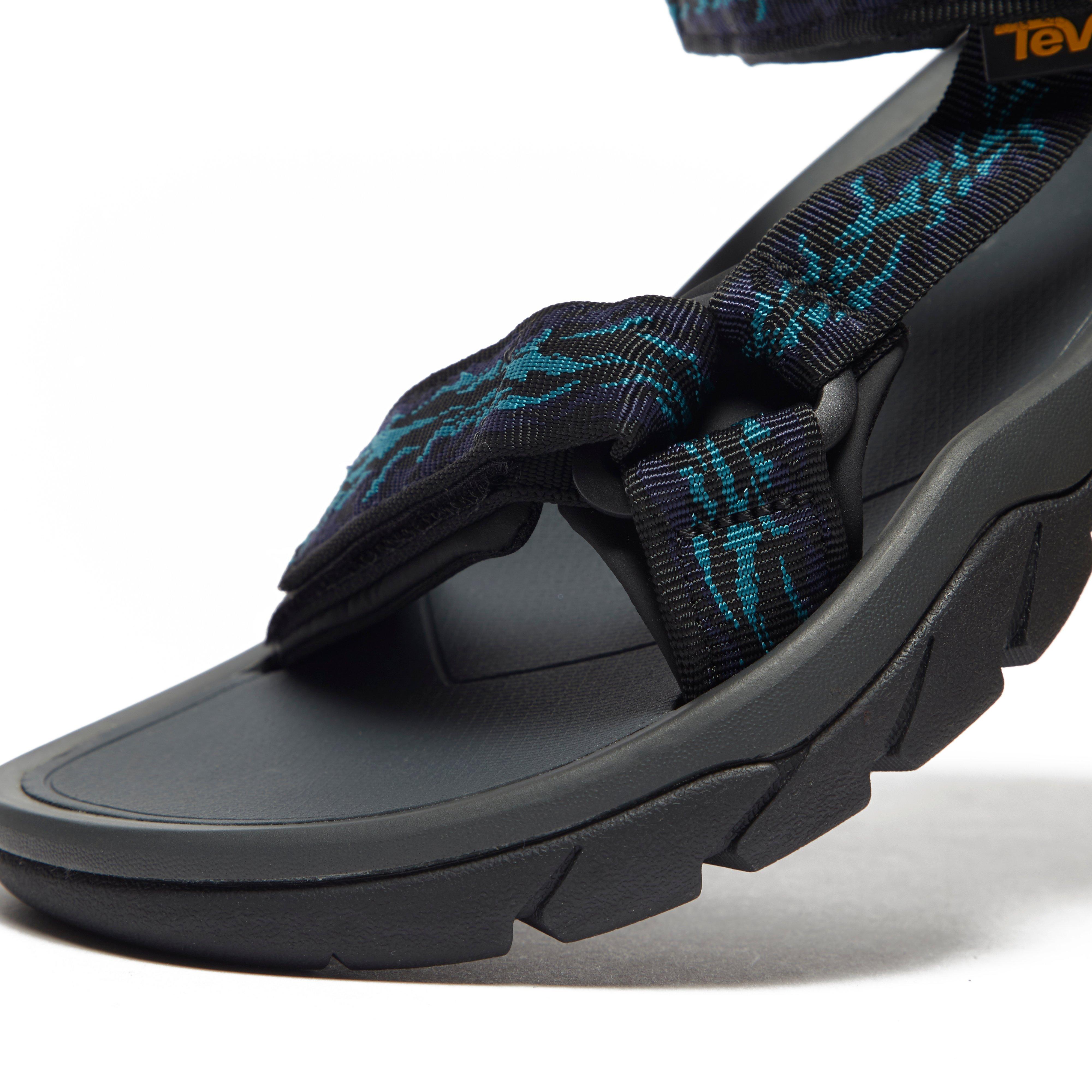 teva beach shoes