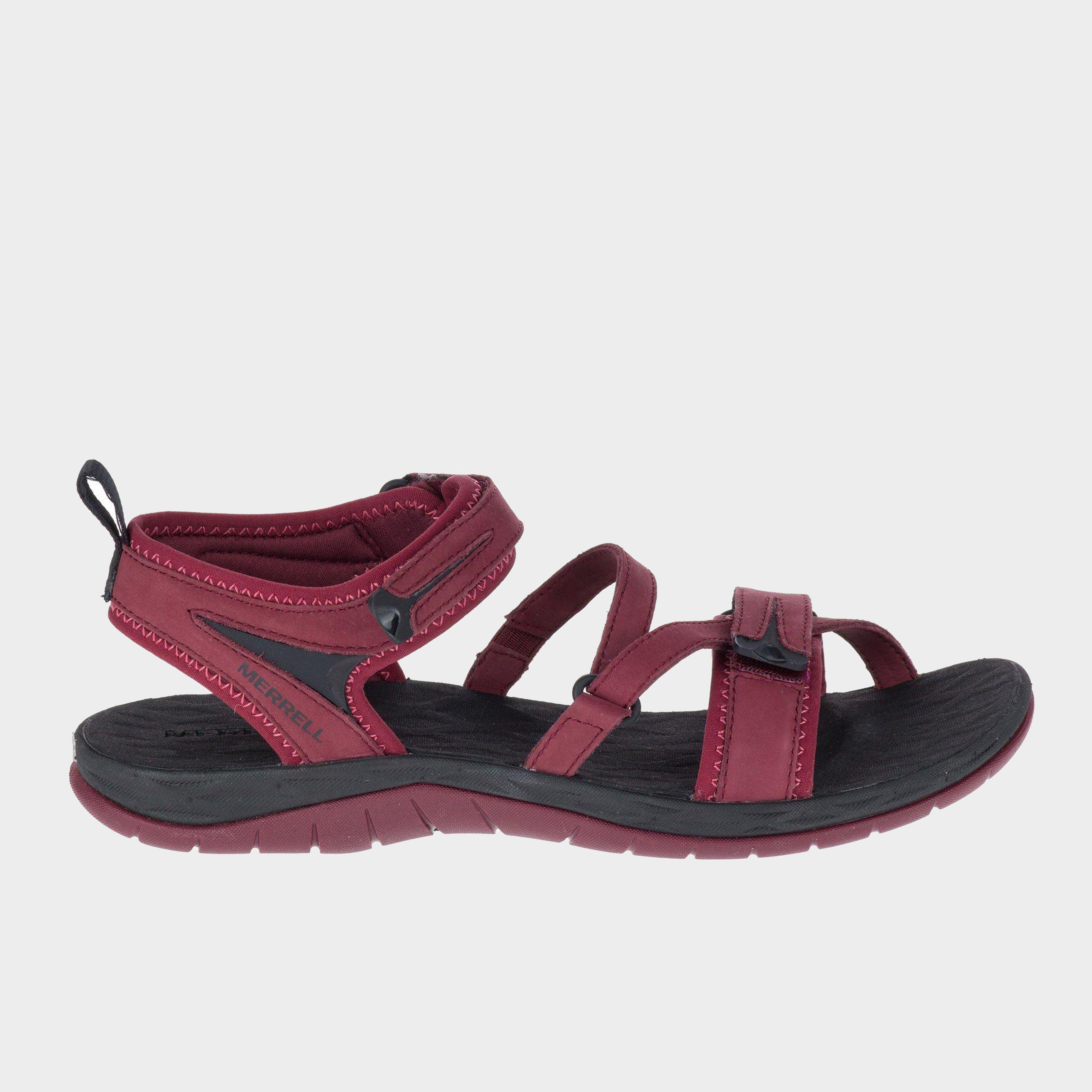 ladies walking sandals go outdoors