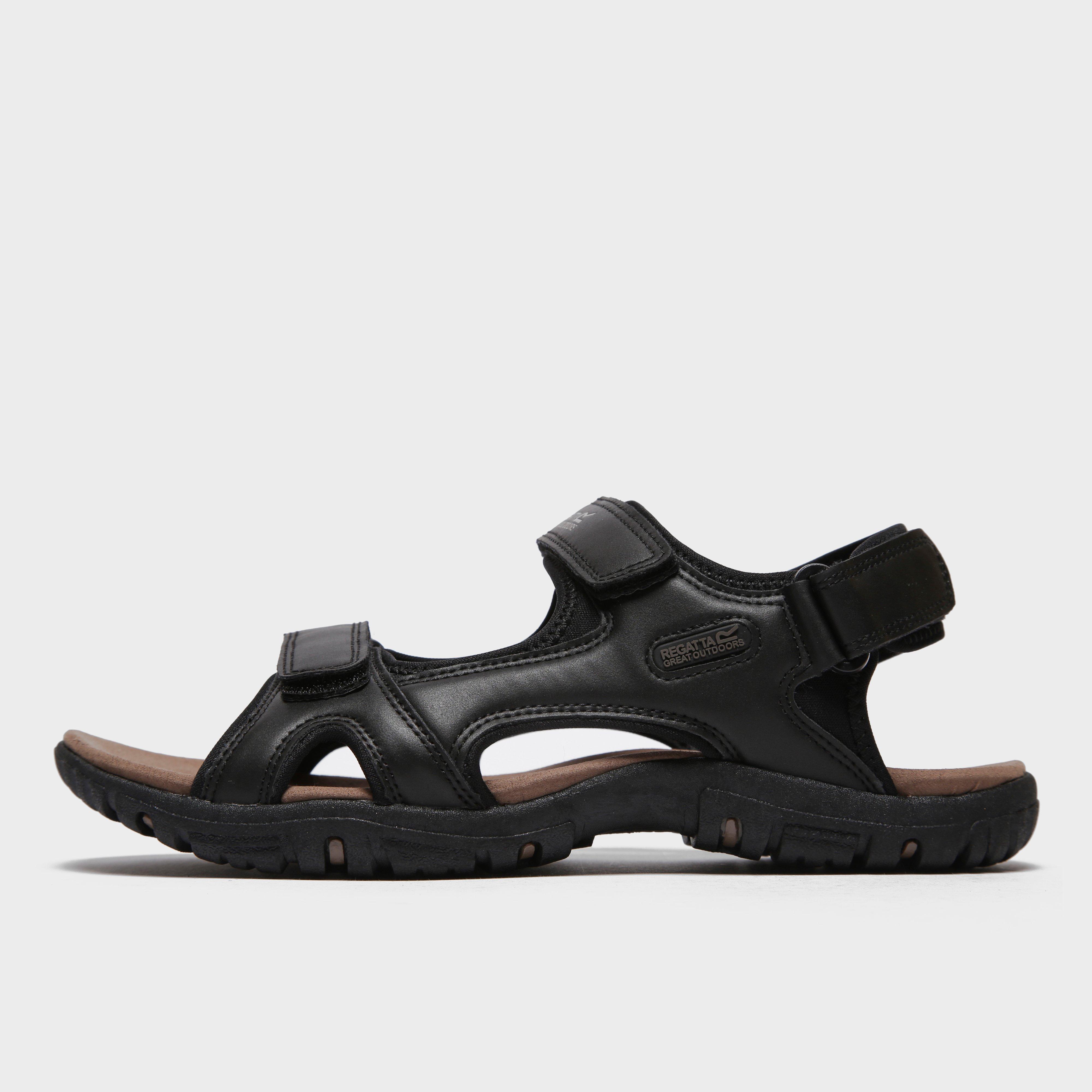 walking sandals go outdoors
