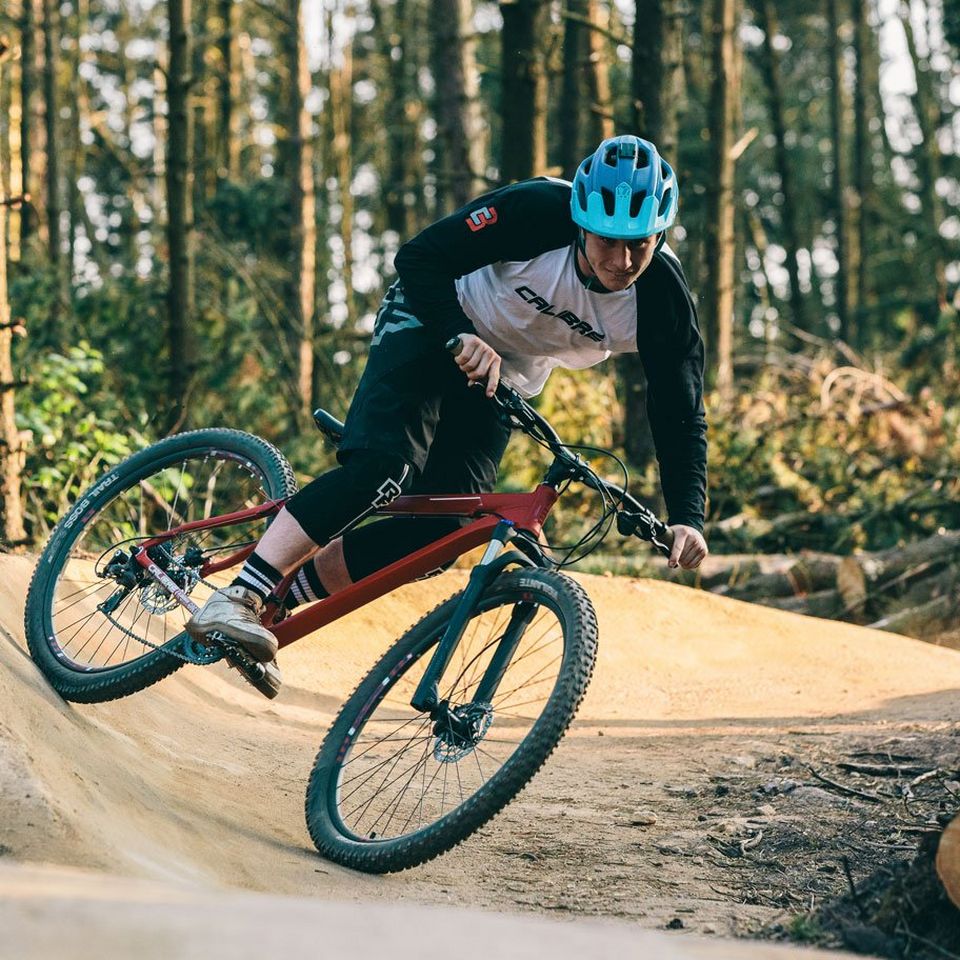 Calibre rake mountain bike review sales