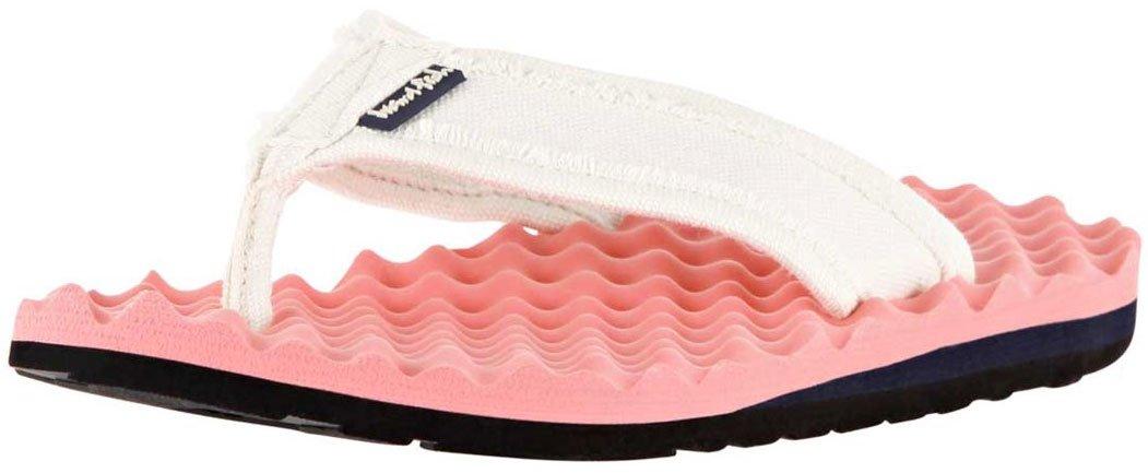 walking sandals go outdoors