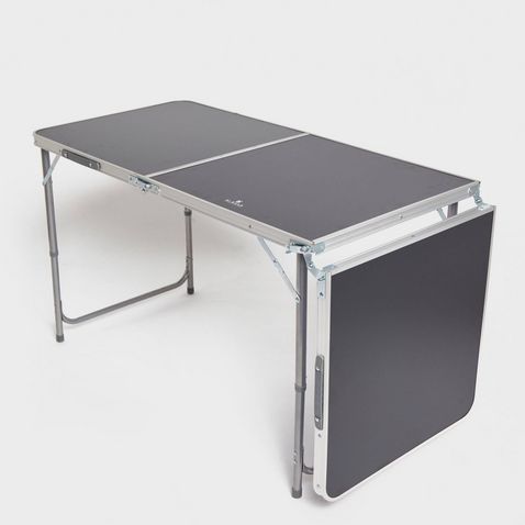 Silver HI-GEAR Triple Table