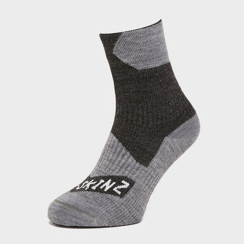 Go outdoors deals running socks