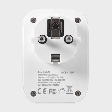 White LIFEVENTURE World To Europe USB Adapter