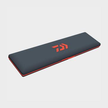 Black Daiwa Rig Case Red Black 12