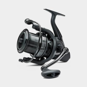 Black Daiwa Emblem 35 SCW 5000C QD