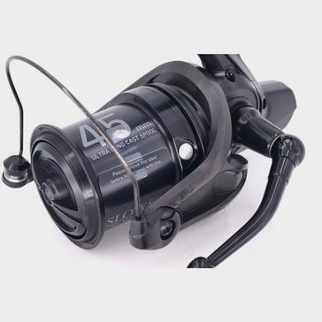 black Daiwa Crosscast 20 45 SCW 5000C QD