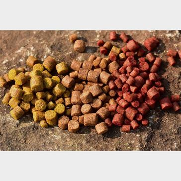 MULTI Dynamite Big Fish River Pellets 4 6 8mm Cheese & Garlic