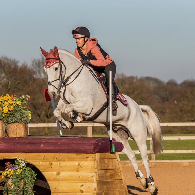 Pro show sale jumping hats