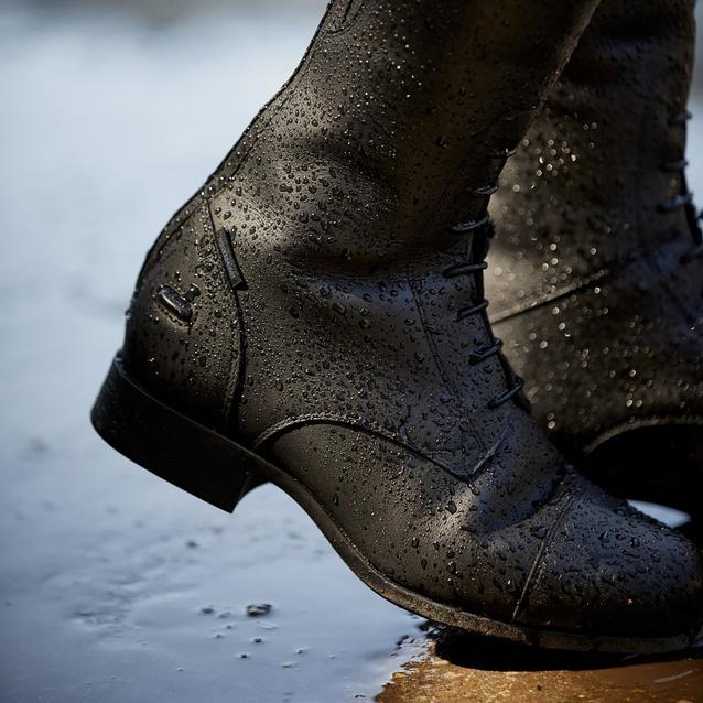 Women's ariat store ostrich skin boots