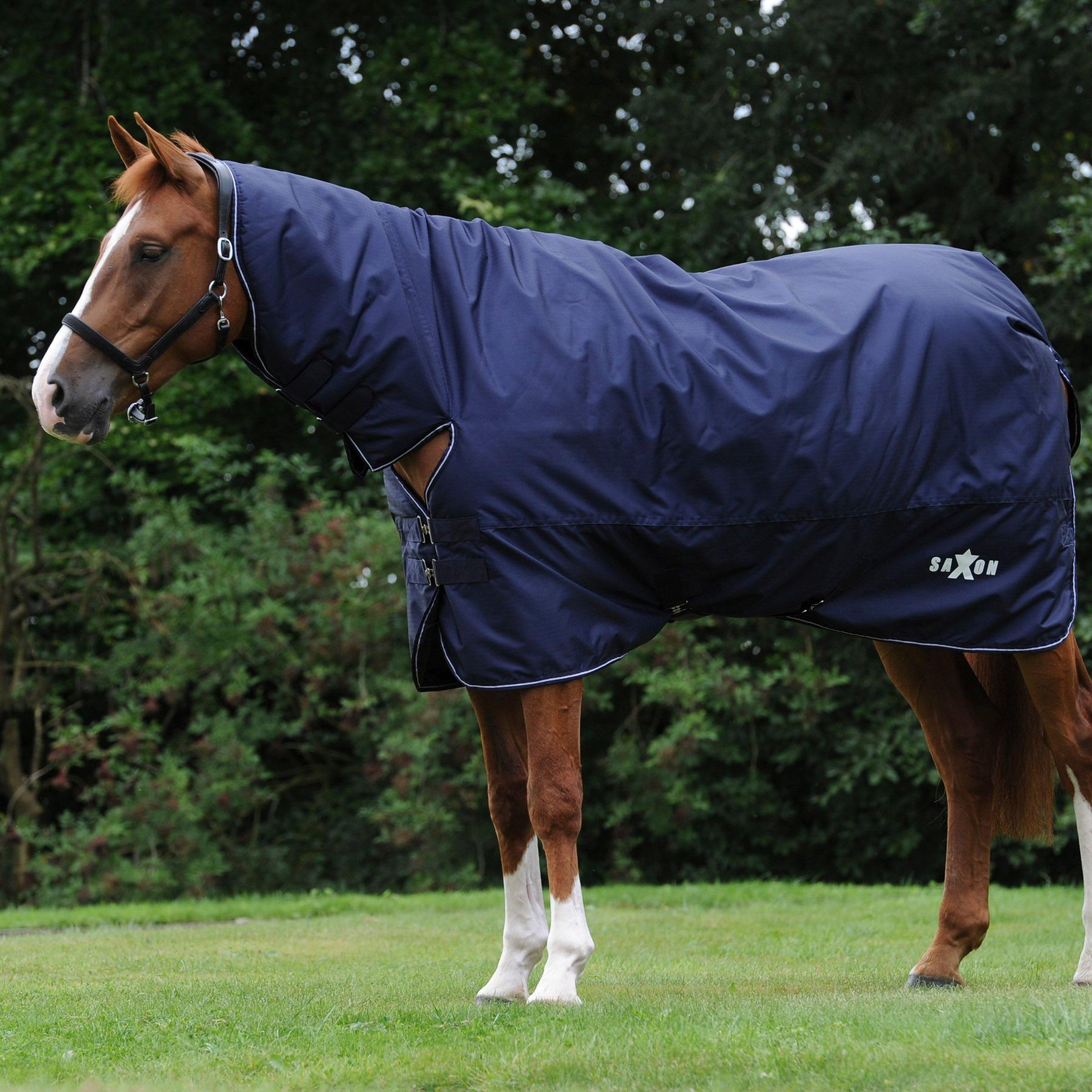 Defiant 600D 200g Medium Weight Combo Neck Turnout Rug Navy/White