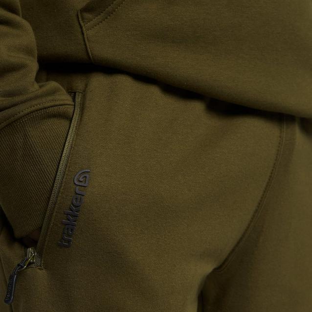 Trakker tracksuit store