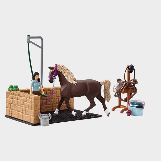  Schleich Washing Area with Horse Club Emily & Luna image 1