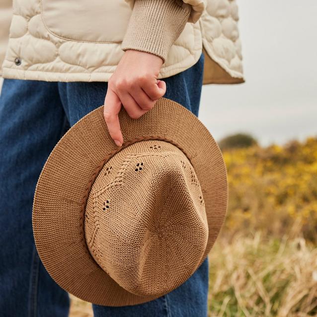 Barbour Womens Flowerdale Trilby Beige Naylors